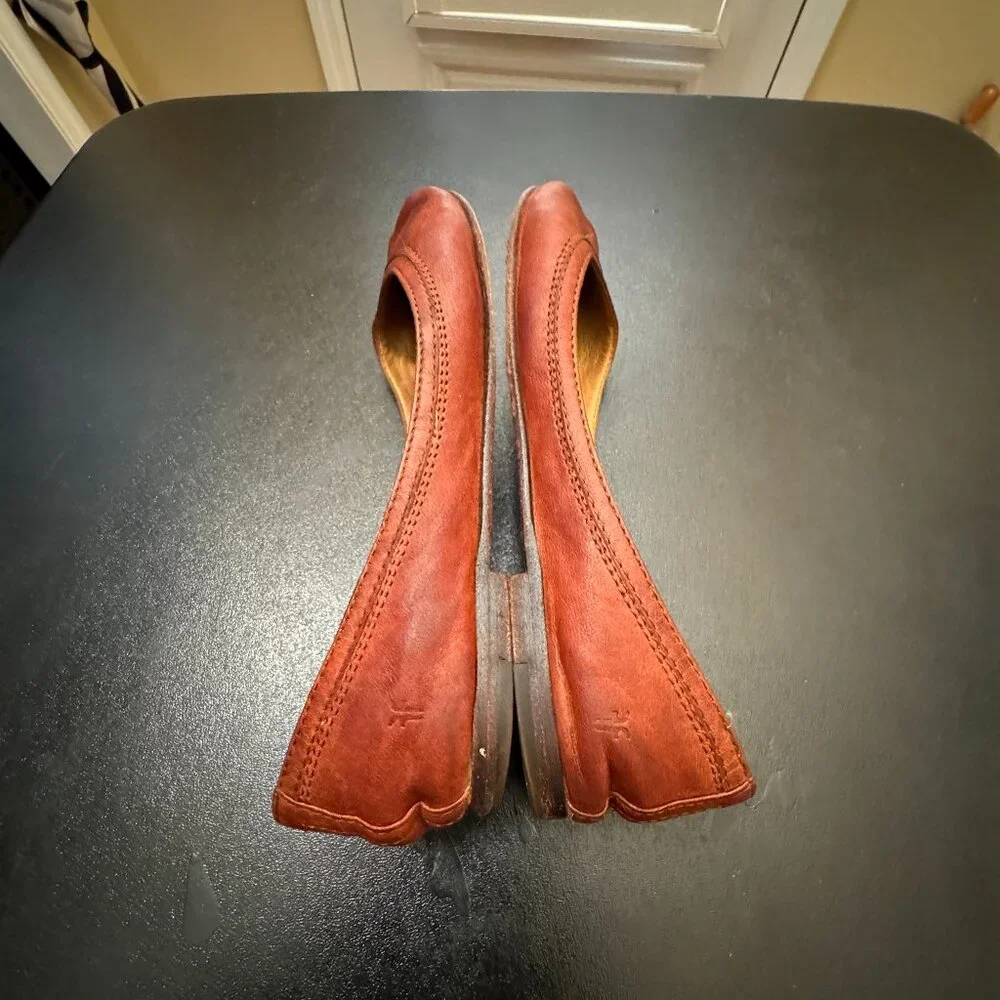 Frye Carson ballet flats tan size 7.5